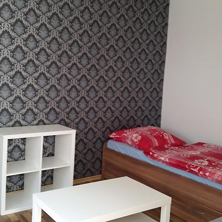 Frankfurt Airport & Fair Apartment Kelsterbach Phòng bức ảnh